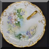P03. Handpainted porcelain candy dish. 